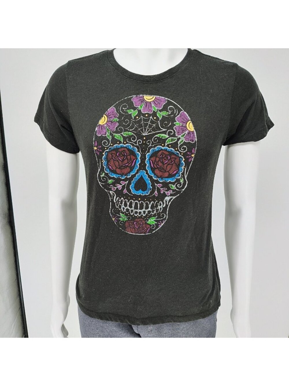 Celebrate Halloween Sugar Skull Black Girls T-Shirt (M 8-10)